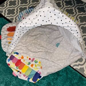 Lovevery Play Gym with Sensory Strands